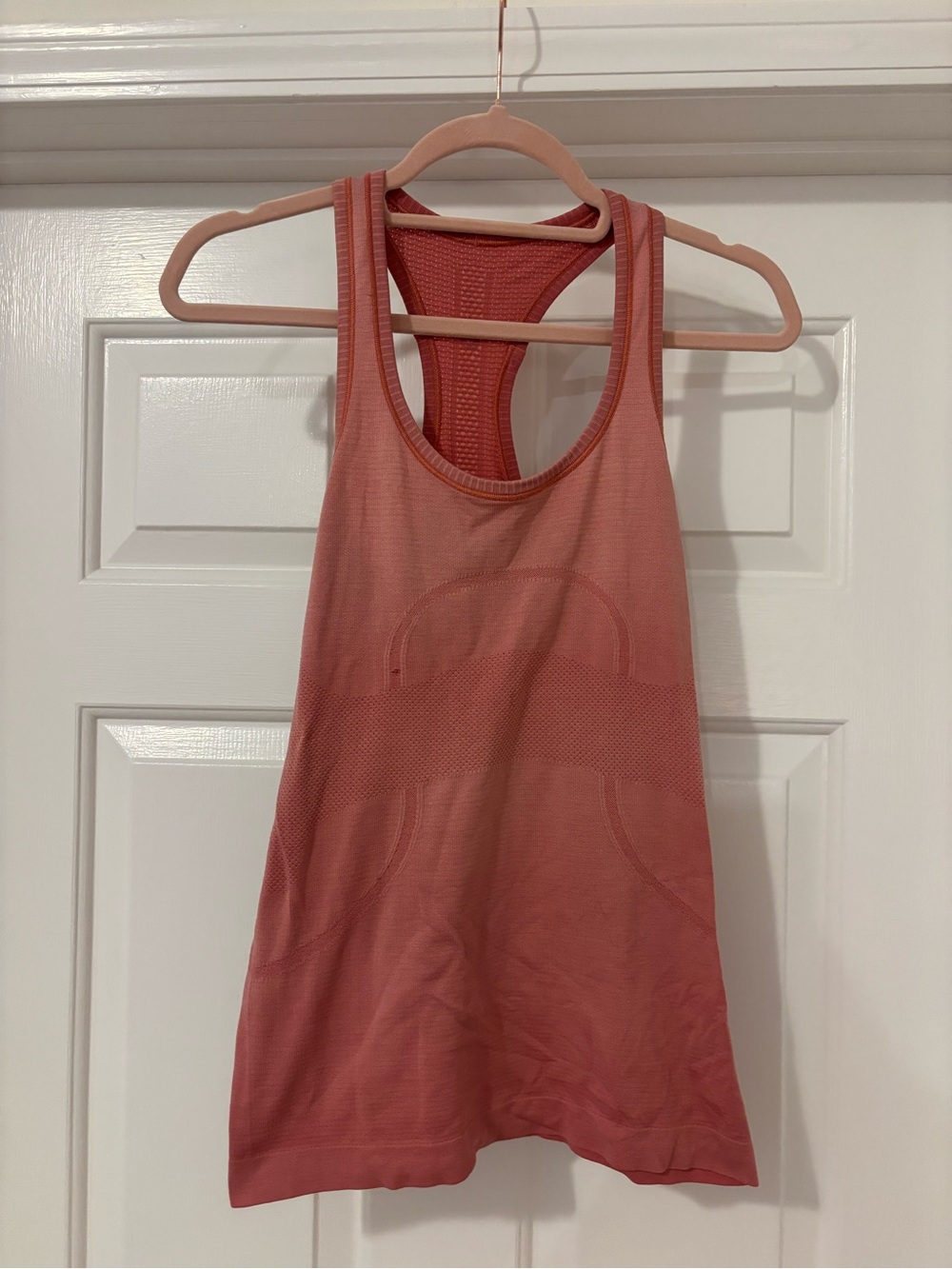 PINK LULULEMON TANK